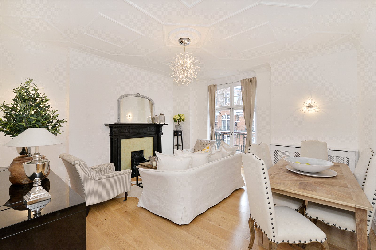 3 Bedroom Flat / Apartment to Rent in Chiltern Street Marylebone W1U