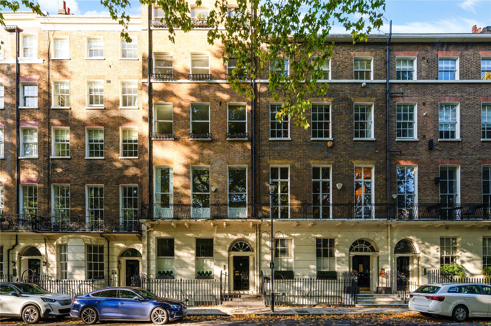 2 Bedroom Flat / Apartment for Sale in Montagu Square Marylebone W1H