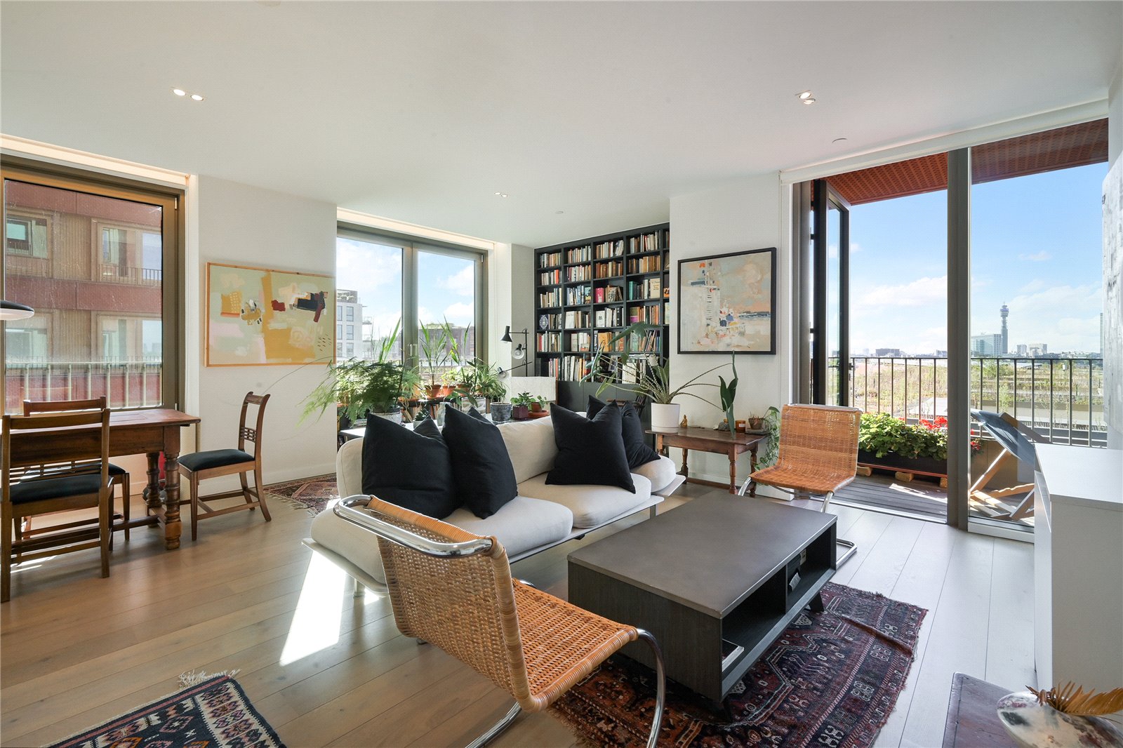 2 Bedroom Flat / Apartment for Sale in Tapestry Apartments 1 Canal Reach N1C