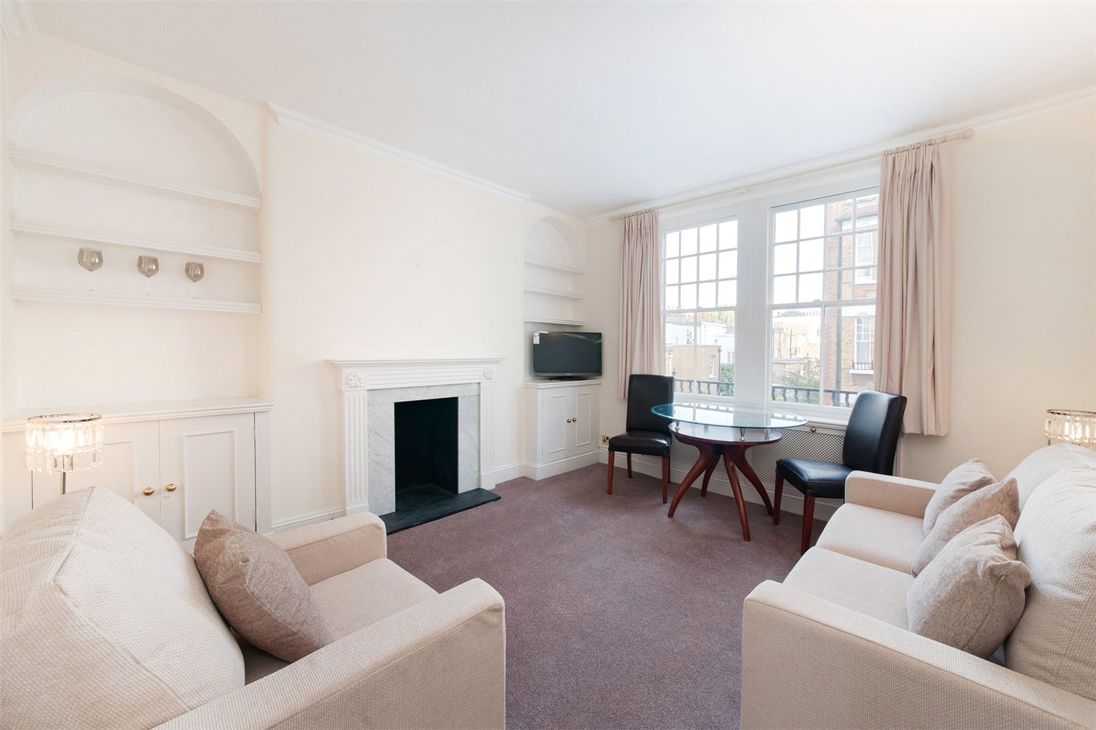 1 Bedroom Flat / Apartment to Rent in Walton Street London SW3