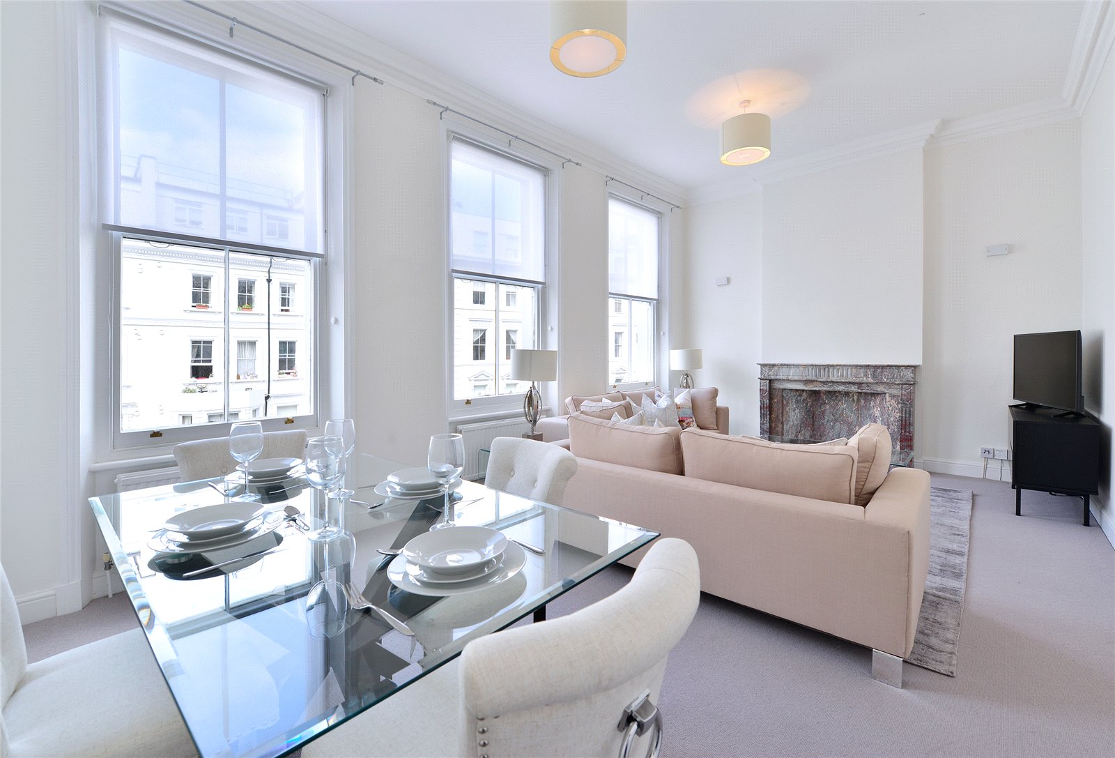 2 Bedroom Flat / Apartment to Rent in Lexham Gardens London W8