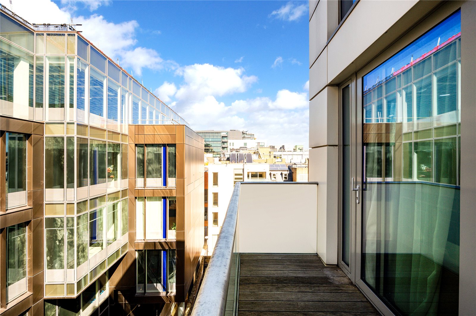 1 Bedroom Flat / Apartment to Rent in Trematon Building 1 Trematon Walk N1