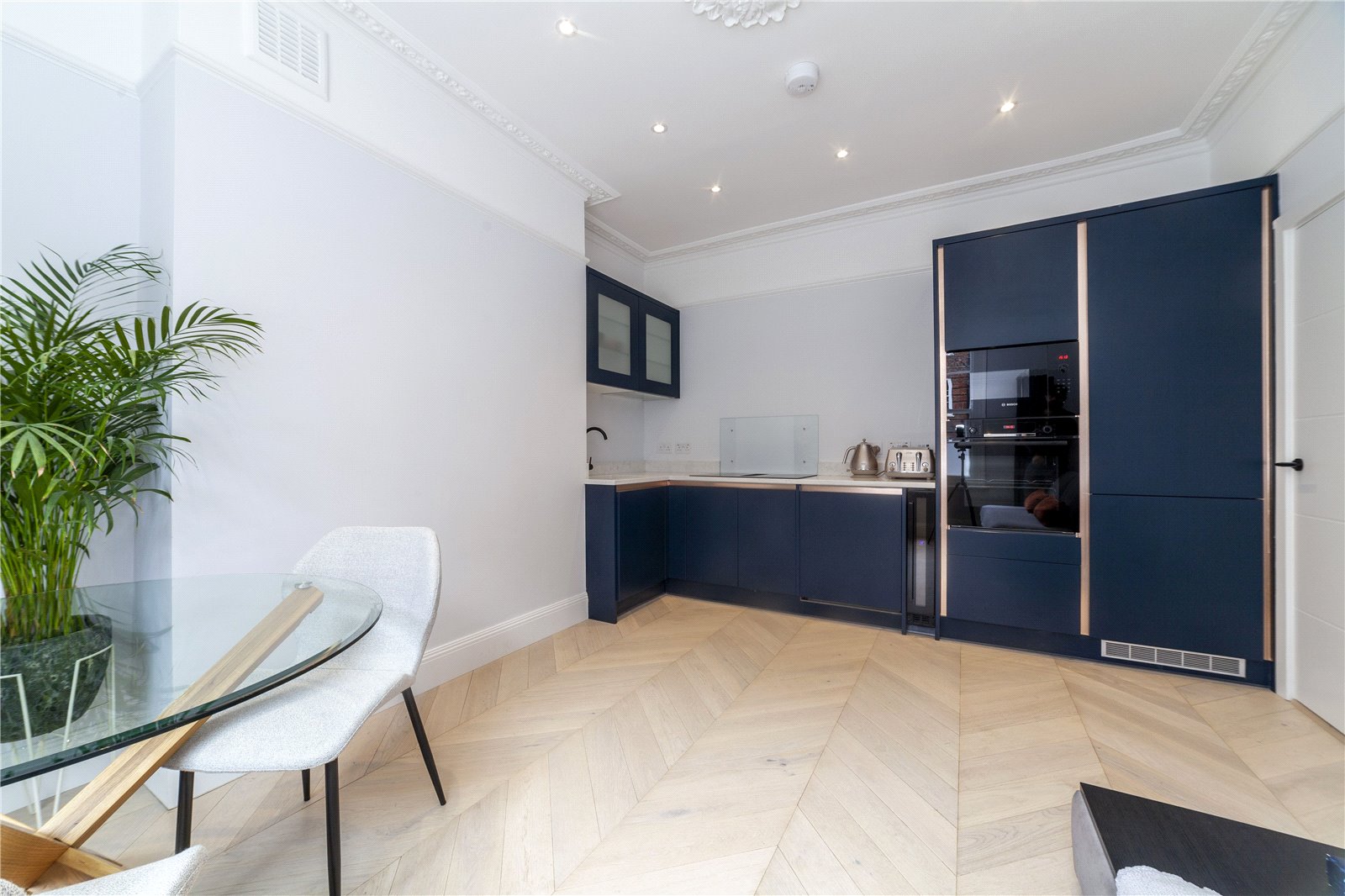 2 Bedroom Flat / Apartment to Rent in Lloyd Baker Street London WC1X