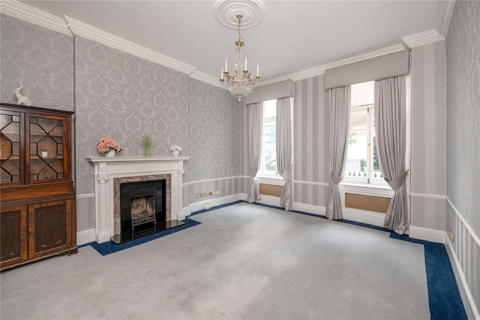 4 Bedroom Flat / Apartment to Rent in Great Cumberland Place London W1H