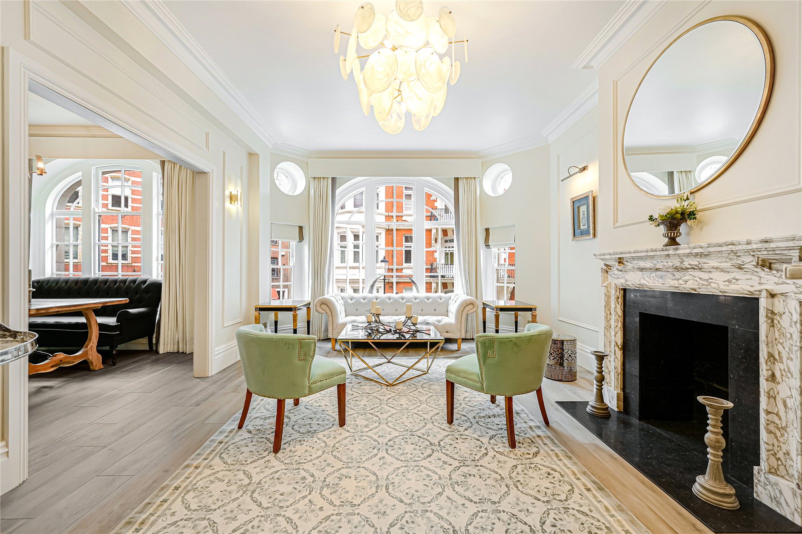 2 Bedroom Flat / Apartment to Rent in Basil Street Knightsbridge SW3