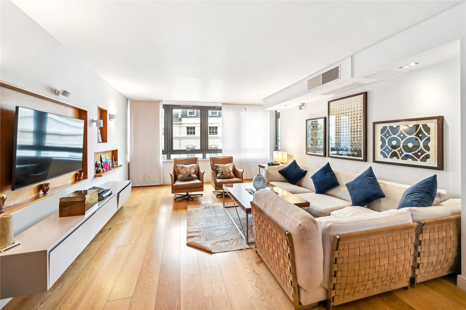 2 Bedroom Flat / Apartment to Rent in Lowndes Street London SW1X
