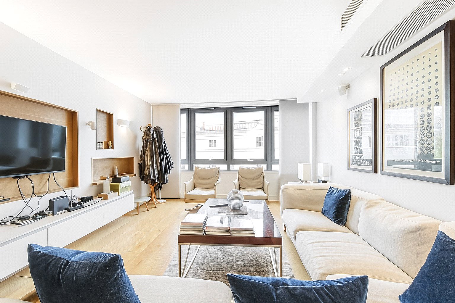 2 Bedroom Flat / Apartment to Rent in Lowndes Street London SW1X