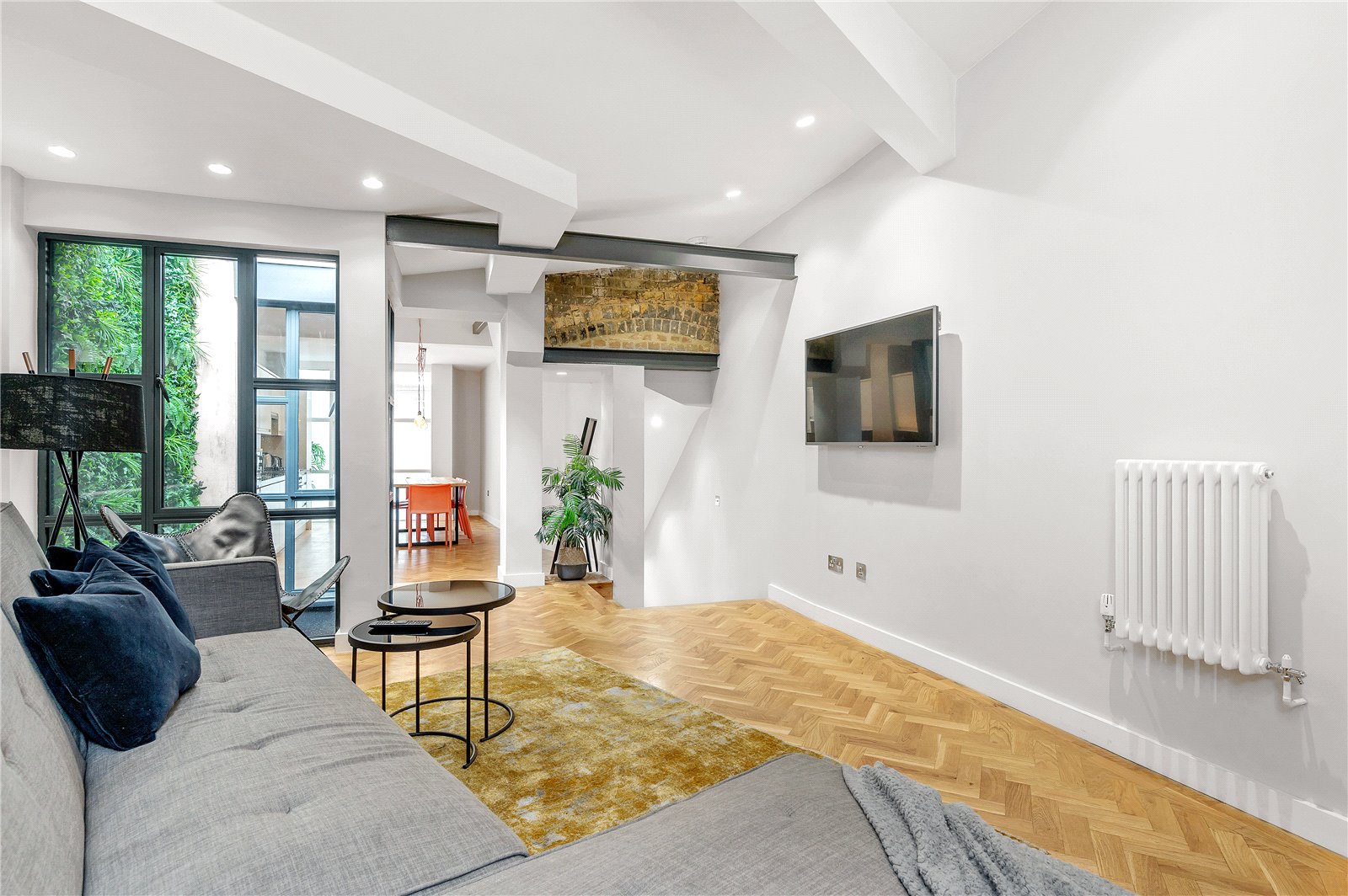 2 Bedroom Flat / Apartment for Sale in Northampton Grove London N1