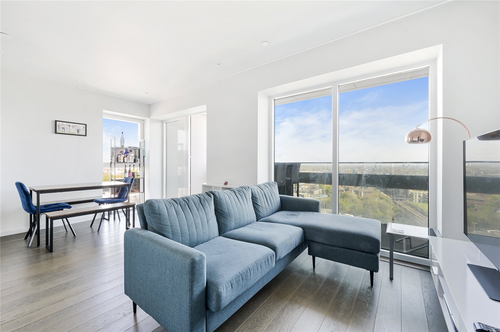 2 Bedroom Flat / Apartment for Sale in York Way London N7