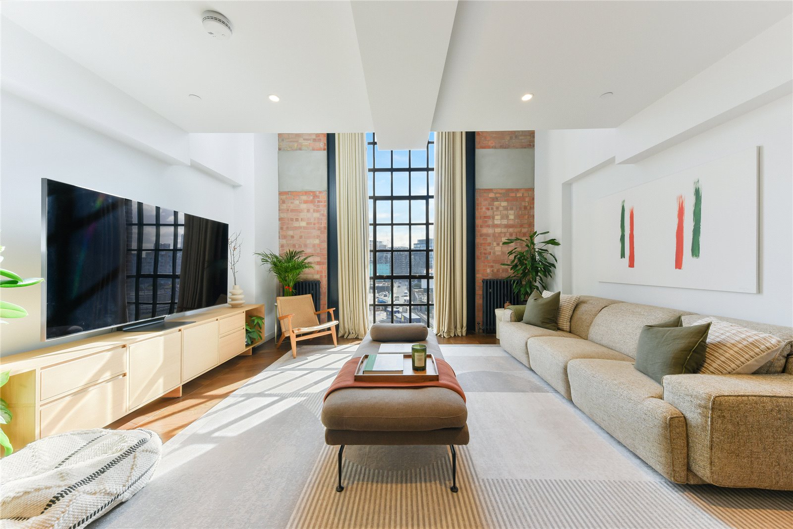 1 Bedroom Flat / Apartment for Sale in Battersea Power Station Circus Road East SW11