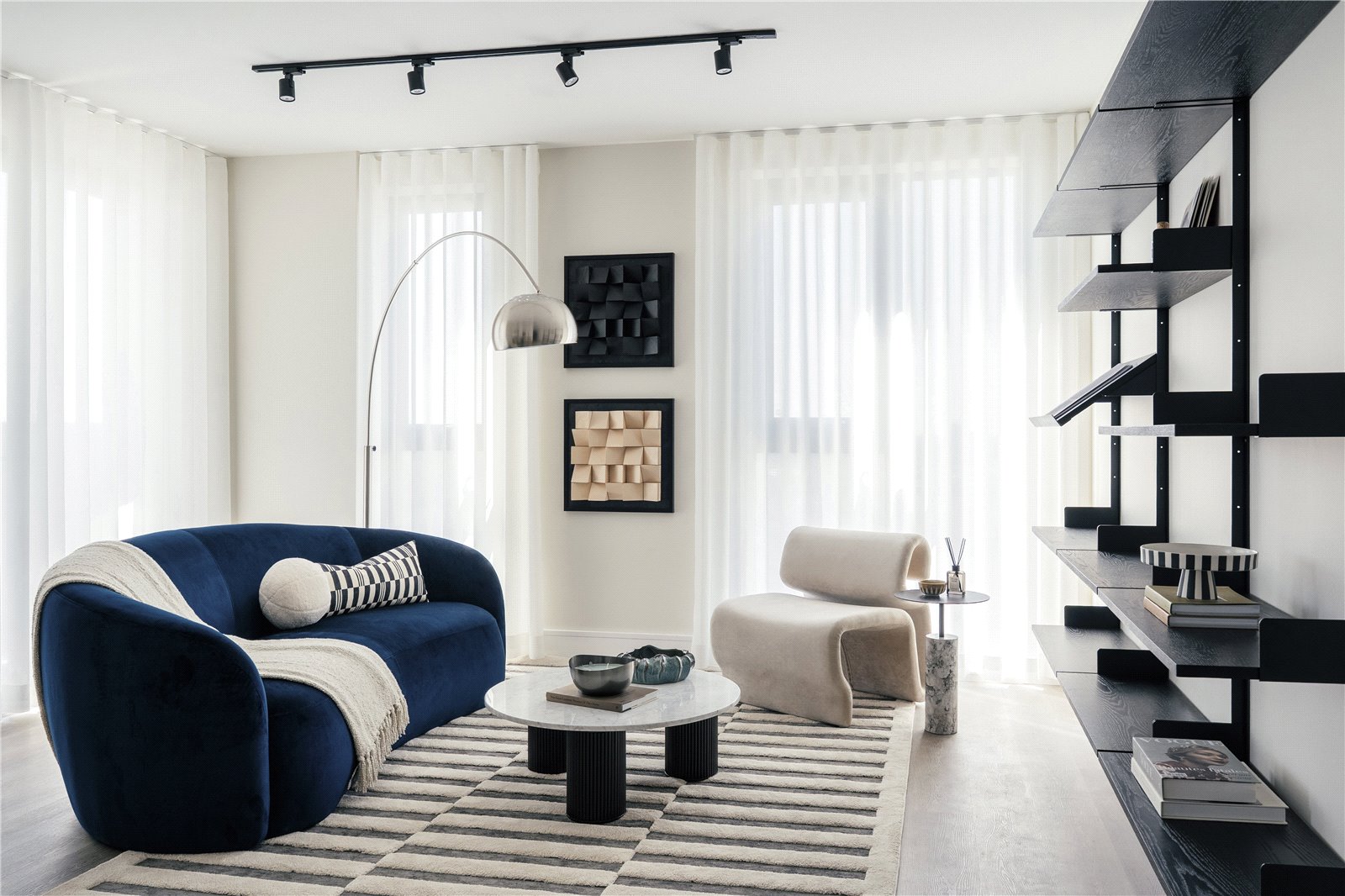 3 Bedroom Flat / Apartment for Sale in North Kensington Gate London NW10